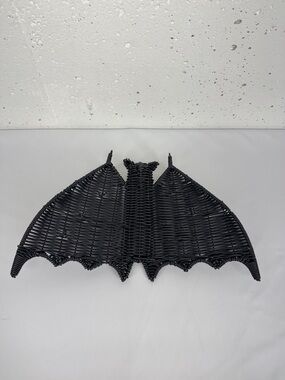 Way to Celebrate Halloween Black Woven Bat Tabletop Decor